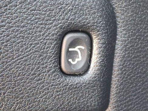 Used 2020 Jeep Grand Cherokee Altitude image 29