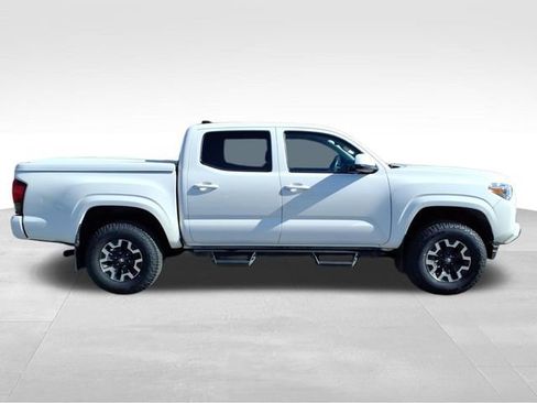 Used 2021 Toyota Tacoma SR image 10