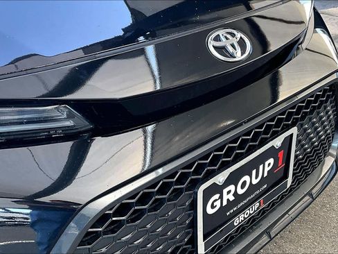 Used 2020 Toyota Corolla SE image 29