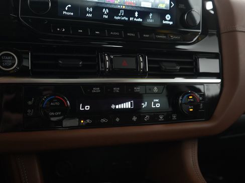 Used 2023 Nissan Pathfinder Platinum w/ Lighting Package (N93) AWD/4WD image 24