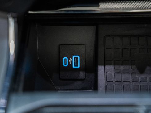 Certified 2022 Ford F150 Lariat w/ Equipment Group 502A High image 30