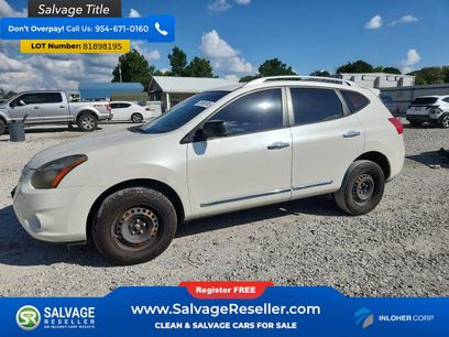 Used 2015 Nissan Rogue S w/ Convenience Package