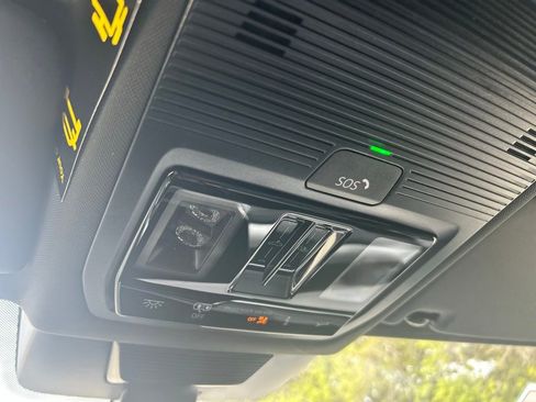 New 2026 Volkswagen Tiguan SE R-Line FWD image 65