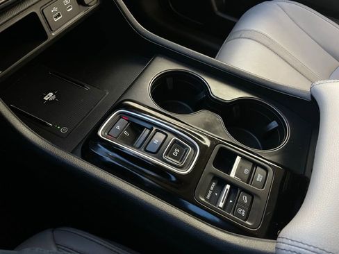 Certified 2025 Honda Pilot EX-L image 19