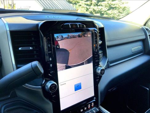 Certified 2024 RAM 2500 Laramie image 21