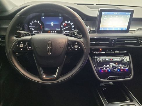 Used 2022 Lincoln Corsair AWD w/ Premium Package image 22