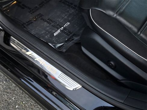 Used 2019 Mercedes-Benz E 63 AMG S image 26