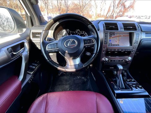 Used 2020 Lexus GX 460 Luxury w/ Off Road Package image 6