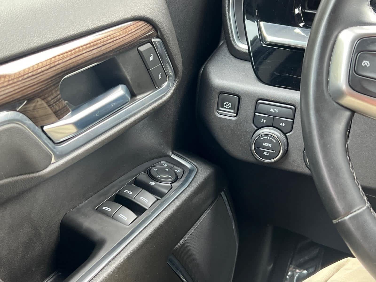 Used 2023 Chevrolet Silverado 1500 LT AWD/4WD image 20
