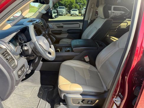 Used 2021 RAM 1500 Limited image 10