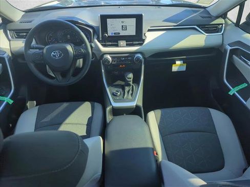 Used 2025 Toyota RAV4 XLE AWD/4WD image 24