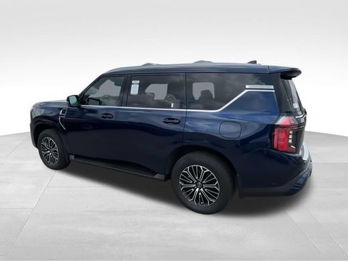 Certified 2025 Nissan Armada Platinum AWD/4WD image 6
