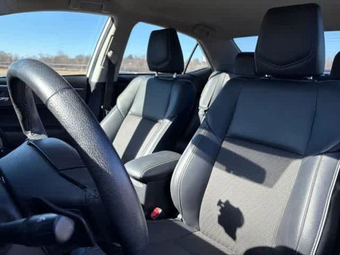 Used 2015 Toyota Corolla S image 9