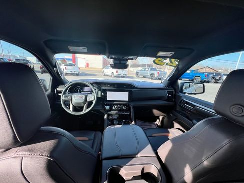 Used 2023 GMC Sierra 1500 AT4 w/ AT4 Premium Package image 49