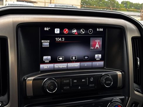 Used 2015 GMC Sierra 2500 Denali w/ Duramax Plus Package AWD/4WD image 41