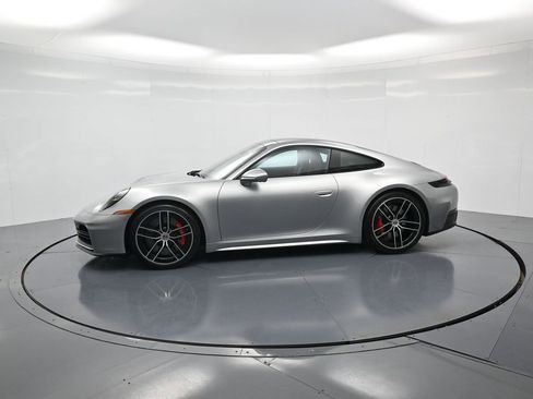 Used 2025 Porsche 911 Carrera S image 2