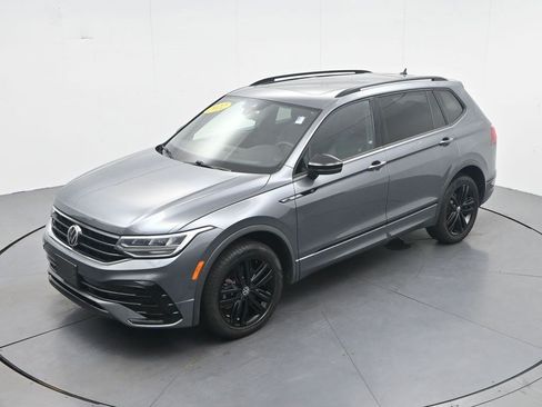 Used 2022 Volkswagen Tiguan SE R-Line AWD/4WD image 23