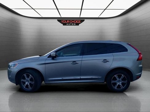 Used 2015 Volvo XC60 T6 w/ Proximity Package image 2