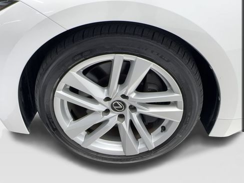 Used 2025 Lexus IS 300 w/ Comfort Package RWD image 13
