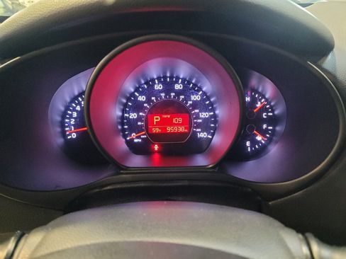 Used 2016 Kia Soul + w/ Designer's Package image 23