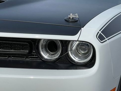 Used 2018 Dodge Challenger T/A image 38