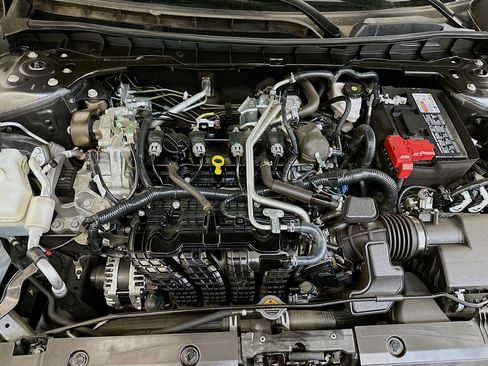 Used 2023 Nissan Altima 2.5 SV w/ SV Premium Package image 35