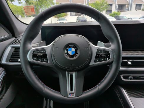 Used 2024 BMW X6 M60i AWD/4WD image 22