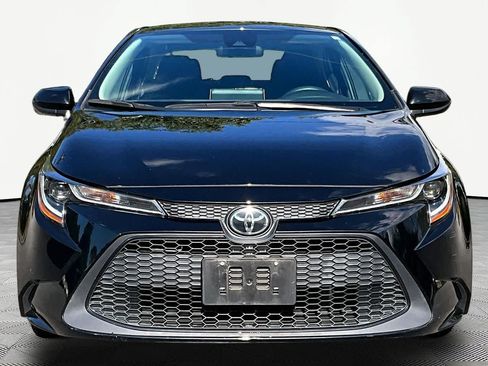 Used 2020 Toyota Corolla LE FWD image 4