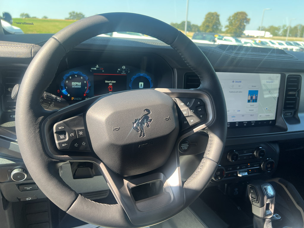 Certified 2025 Ford Bronco Badlands AWD/4WD image 9