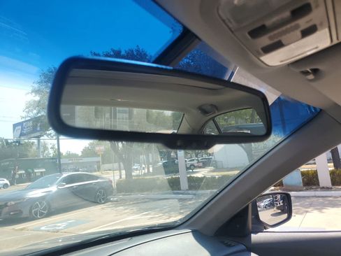 Used 2012 Honda Accord EX-L image 23
