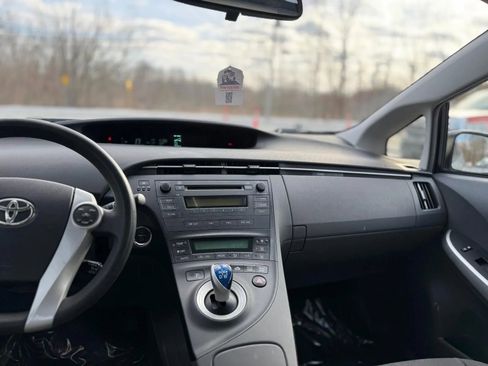 Used 2011 Toyota Prius Two image 18