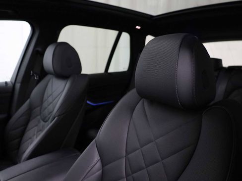 Used 2024 BMW X5 xDrive40i w/ M Sport Package image 18