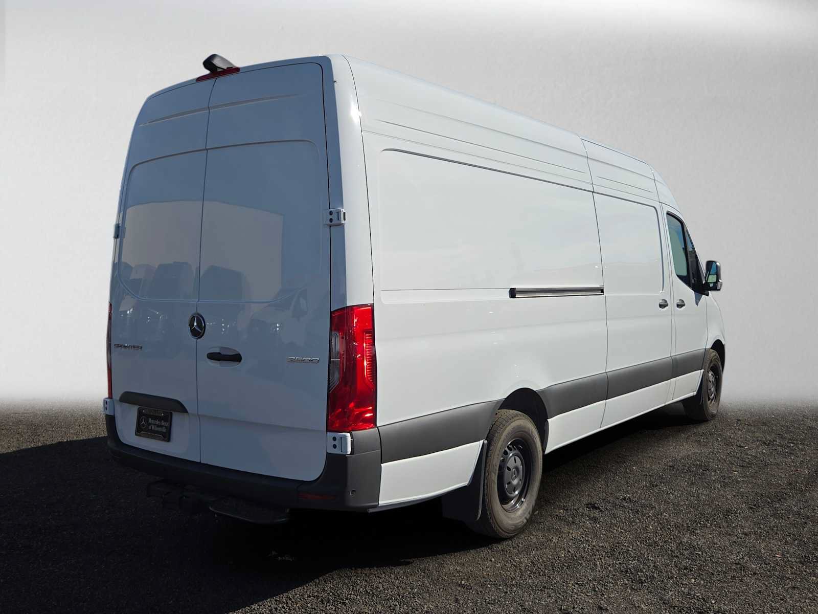Used 2026 Mercedes-Benz Sprinter 2500 image 3