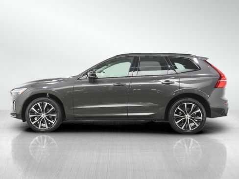 Used 2025 Volvo XC60 B5 Plus AWD/4WD image 2