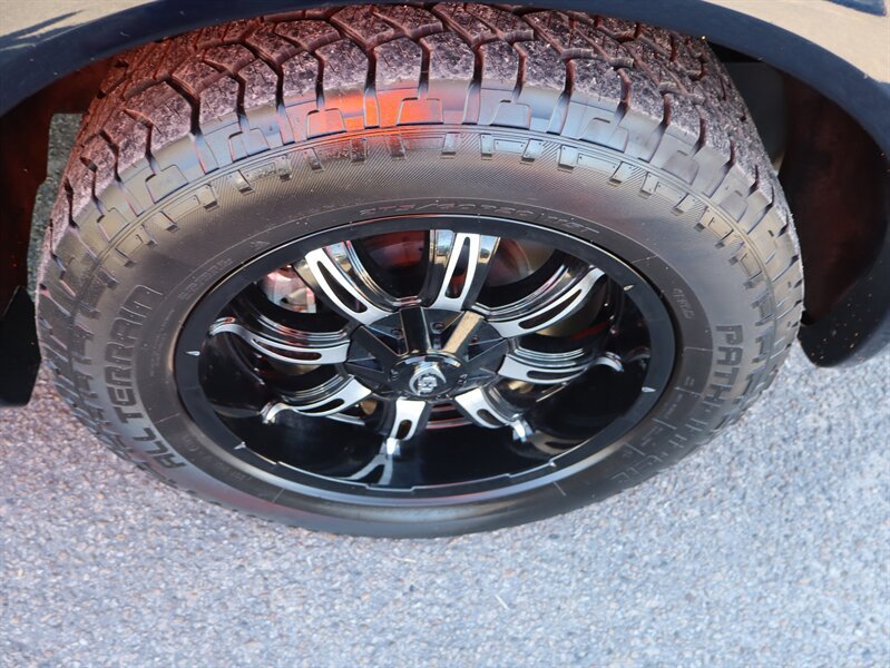 Used 2022 INFINITI QX80 Luxe AWD/4WD image 26