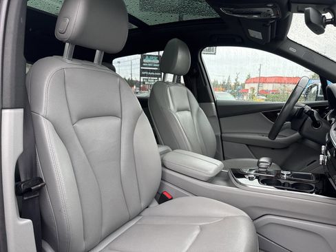 Used 2019 Audi Q7 3.0T Prestige w/ Prestige Package image 19