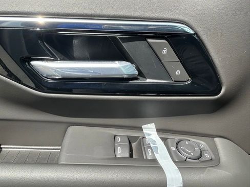 New 2026 Chevrolet Tahoe LS w/ LS Custom Edition AWD/4WD image 29