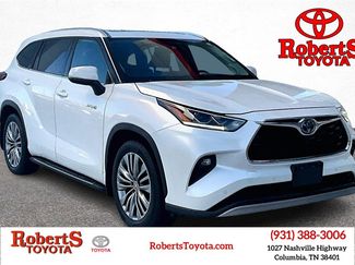 Used 2021 Toyota Highlander Platinum video 1