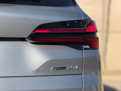New 2026 BMW X5 sDrive40i image 15