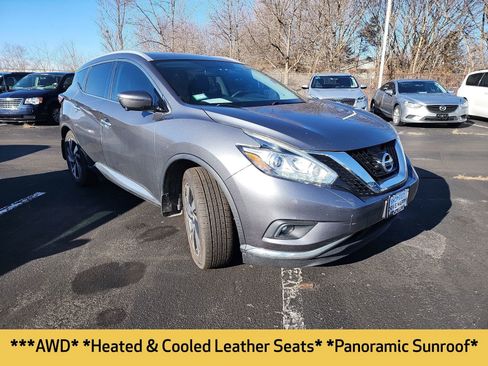 Used 2017 Nissan Murano Platinum w/ Platinum Technology Package image 2