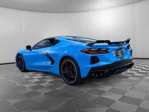 Used 2021 Chevrolet Corvette Stingray Premium Cpe w/ Z51 Performance Package RWD image 3