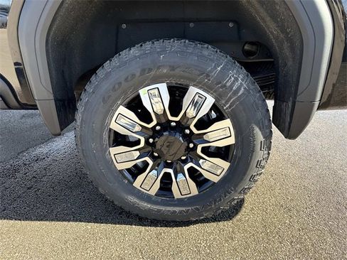 New 2026 GMC Sierra 2500 Denali w/ Denali Reserve Package image 31