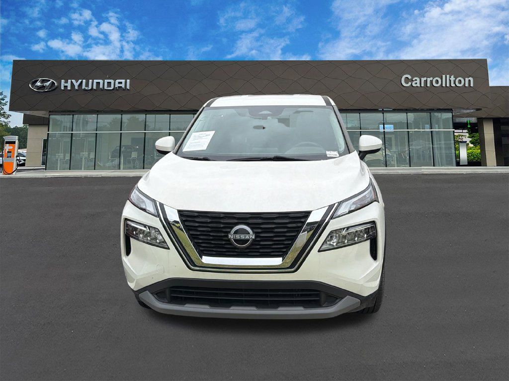 Used 2023 Nissan Rogue SV AWD/4WD image 2