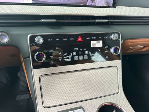 New 2026 Genesis GV80 3.5T Advanced image 22