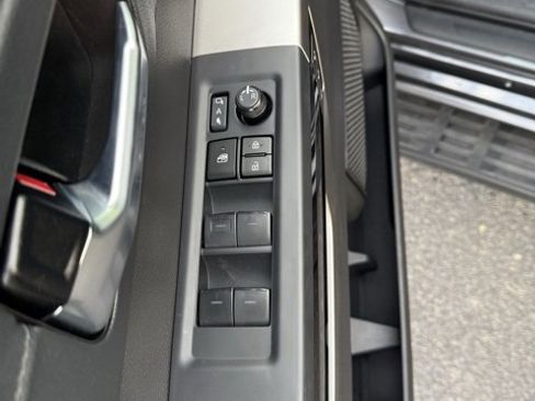 Used 2024 Toyota Sequoia Limited image 16