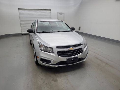Used 2015 Chevrolet Cruze LS FWD image 14