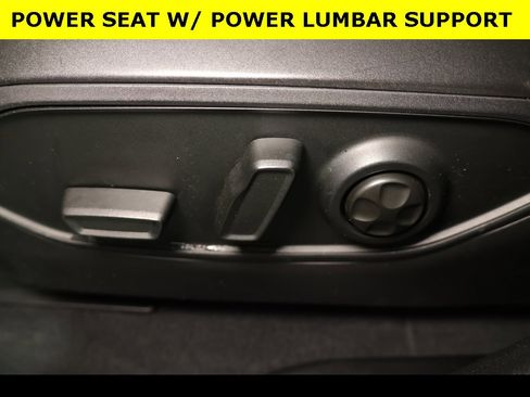 Used 2023 Jeep Grand Cherokee Altitude image 8