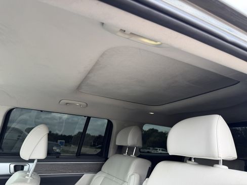 Used 2024 Hyundai Santa Fe Calligraphy AWD/4WD image 22