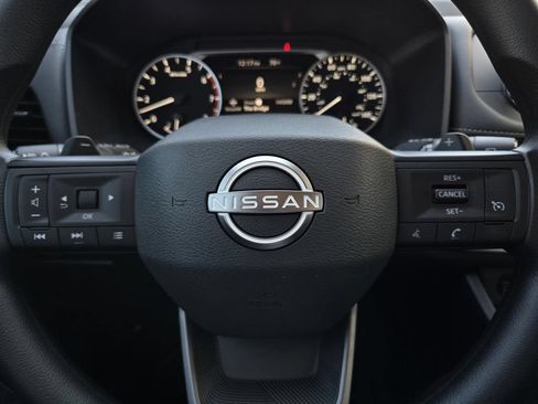 Used 2026 Nissan Rogue S FWD image 24