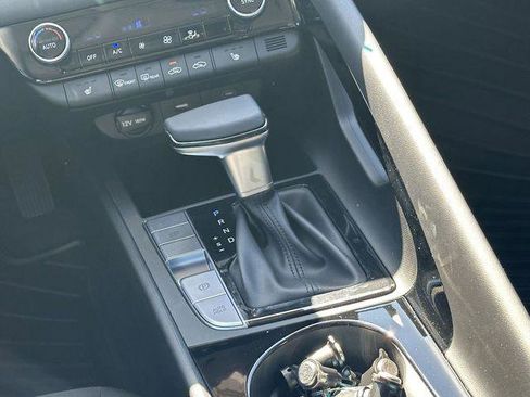 New 2025 Hyundai Elantra SEL image 29